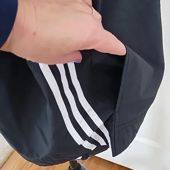 Adidas Lightweight Jacket - Picture 9 of 9